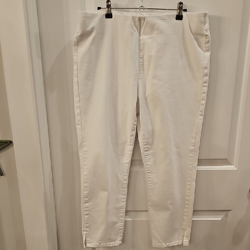 SOFT SURROUNDINGS Stretch Pull-on Pant White Crop Sz L Elastic Waist Career